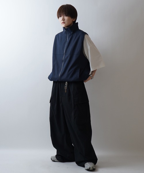 24SS セットアップ対応 スタンドネック 裾ひもドロスト フルジップナイロンテックベスト【Confirm】（ベスト）｜Confirm（コンファーム）