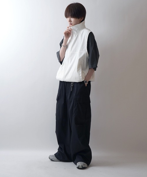 24SS セットアップ対応 スタンドネック 裾ひもドロスト フルジップナイロンテックベスト【Confirm】（ベスト）｜Confirm（コンファーム）