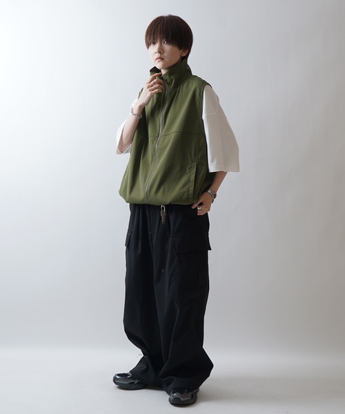 24SS セットアップ対応 スタンドネック 裾ひもドロスト フルジップナイロンテックベスト【Confirm】（ベスト）｜Confirm（コンファーム）