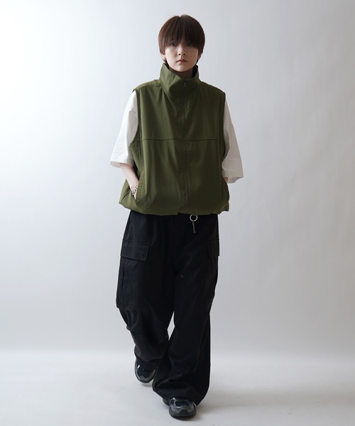 24SS セットアップ対応 スタンドネック 裾ひもドロスト フルジップナイロンテックベスト【Confirm】（ベスト）｜Confirm（コンファーム）