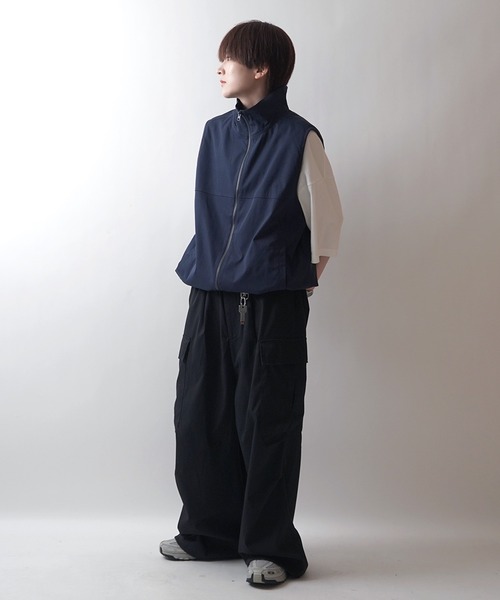 24SS セットアップ対応 スタンドネック 裾ひもドロスト フルジップナイロンテックベスト【Confirm】（ベスト）｜Confirm（コンファーム）