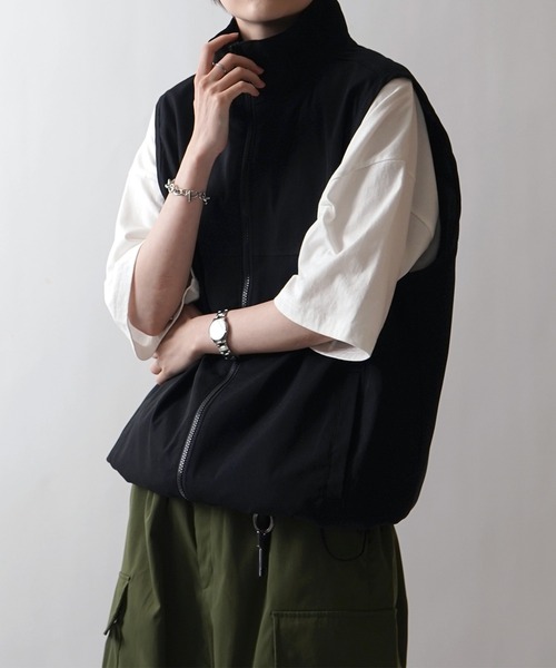 24SS セットアップ対応 スタンドネック 裾ひもドロスト フルジップナイロンテックベスト【Confirm】（ベスト）｜Confirm（コンファーム）