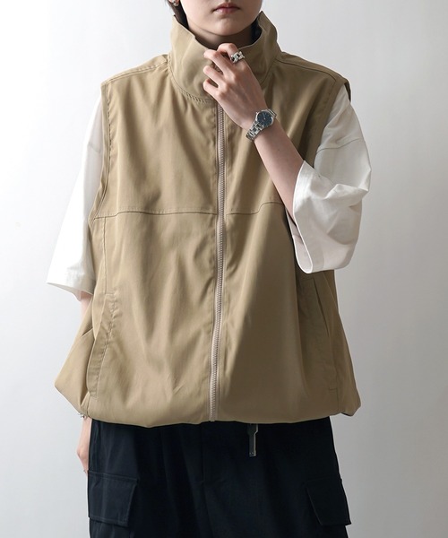 24SS セットアップ対応 スタンドネック 裾ひもドロスト フルジップナイロンテックベスト【Confirm】（ベスト）｜Confirm（コンファーム）