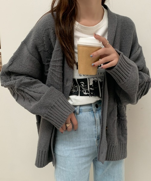 ABITOKYO（アビトーキョー）の「フラワージャガードオーバーシルエットVネックカーディガン（カーディガン/ボレロ・レディース・チャコールグレー/ライトグレー/ブラック/アイボリー・FREE）」の9枚目の写真