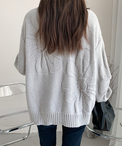 ABITOKYO（アビトーキョー）の「フラワージャガードオーバーシルエットVネックカーディガン（カーディガン/ボレロ・レディース・チャコールグレー/ライトグレー/ブラック/アイボリー・FREE）」の20枚目の写真