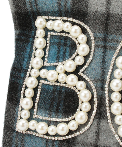 GUILD PRIME(ギルドプライム)の「☆2015A/W Girls Awardにて河北麻友子さん・玉城ティナさん使用☆【GUILD PRIME】WOMENS BOHOクラッチバッグ(クラッチバッグ・レディース・レッド/ブルー・FREE)」の7枚目の写真