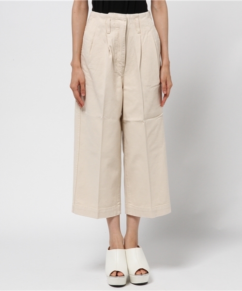 MOUSSY（マウジー）の「Color denim tuck PT（その他パンツ・レディース・ライトカーキ/アイボリー・2/0/1）」の3枚目の写真