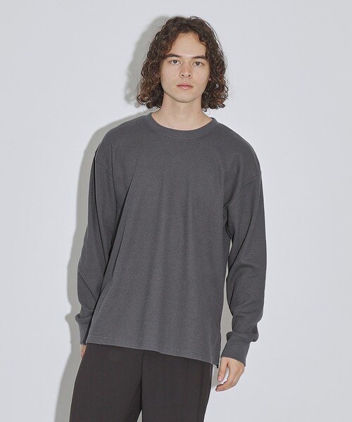 tk.TAKEO KIKUCHI（ティーケータケオキクチ）の「◆【WEB限定】ワッフルクルーネック＆タートルネックカットソー（Tシャツ/カットソー・メンズ・チャコール/ホワイト系1/ホワイト/ブルー系その他2/チャコールグレー/ブラック/ブルー系その他/ブラック系・02/01/03）」の20枚目の写真