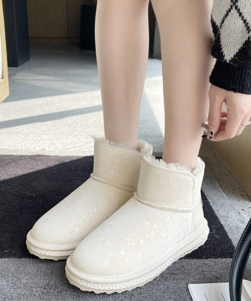 Miniministore(ミニミニストア)の「ムートンブーツ 裏起毛 ショートブーツ(ブーツ・レディース・ブラック/アイボリー/モカ・24.5cm/25.0cm/24.0cm/23.5cm/23.0cm)」の2枚目の写真