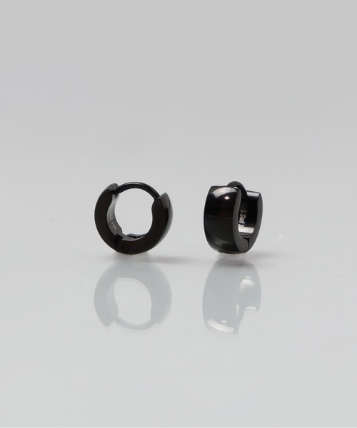 ieLS(イエルズ)の「金属アレルギー対応「ieLS」ステンレス ミニフープピアス4mm(ピアス(両耳用)・メンズ・シルバー/ブラック/ゴールド・ONE SIZE)」の1枚目の写真