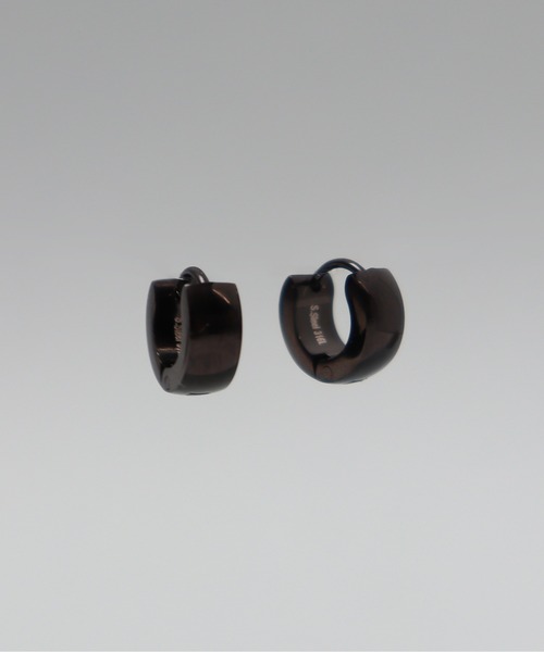 ieLS(イエルズ)の「金属アレルギー対応「ieLS」ステンレス ミニフープピアス4mm(ピアス(両耳用)・メンズ・シルバー/ブラック/ゴールド・ONE SIZE)」の9枚目の写真