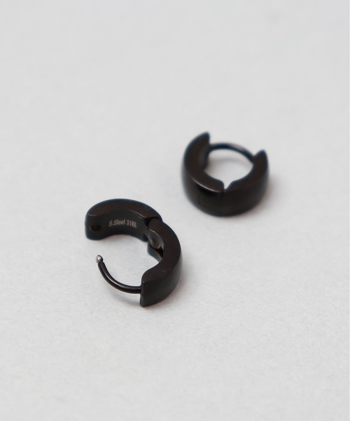 ieLS(イエルズ)の「金属アレルギー対応「ieLS」ステンレス ミニフープピアス4mm(ピアス(両耳用)・メンズ・シルバー/ブラック/ゴールド・ONE SIZE)」の10枚目の写真