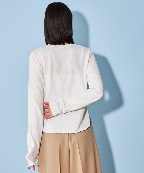 CITEN(シテン)の「<CITEN>エッセンシャル スラブ リブ Tシャツ(Tシャツ/カットソー・レディース・オフホワイト/ライトブルー/ブラック・FREE)」の10枚目の写真
