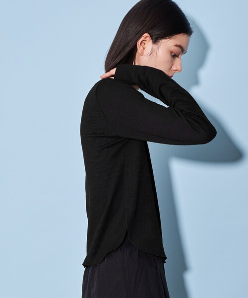 CITEN(シテン)の「<CITEN>エッセンシャル スラブ リブ Tシャツ(Tシャツ/カットソー・レディース・オフホワイト/ライトブルー/ブラック・FREE)」の13枚目の写真