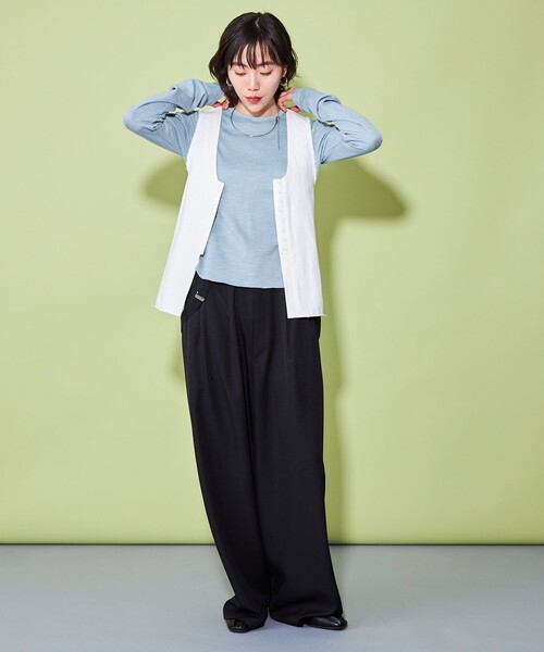 CITEN(シテン)の「<CITEN>エッセンシャル スラブ リブ Tシャツ(Tシャツ/カットソー・レディース・オフホワイト/ライトブルー/ブラック・FREE)」の17枚目の写真