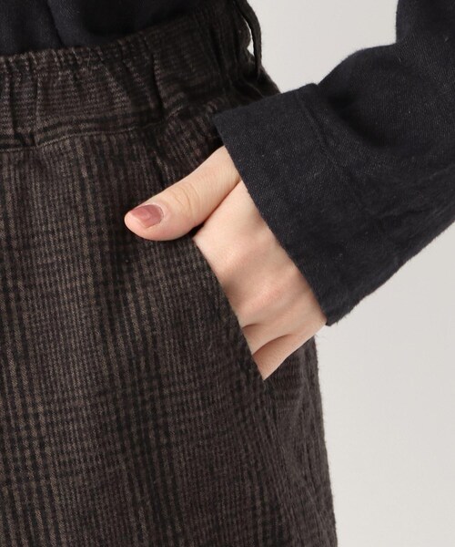 one'sterrace(ワンズテラス)の「グレンチェック パンツ(その他パンツ・レディース・アイボリー系8/グレー系その他7・02)」の7枚目の写真