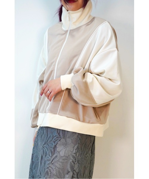 CECIL McBEE（セシルマクビー）の「配色切替ダブルZIPジャージブルゾン（ブルゾン・レディース・ライトベージュ/ネイビー/ブラック・MEDIUM/LARGE）」の6枚目の写真
