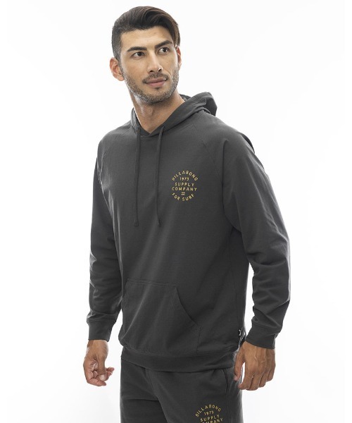 BILLABONG（ビラボン）の「BILLABONG メンズ 【CHILLWEAR】 SOFTTY PARKA【2024年春夏モデル】/ビラボン速乾ストレッチUVプロテクション長袖プルオーバーフーディ・パーカー（ラッシュガード・メンズ・ブラック/グレー系その他/グレー・MEDIUM/LARGE/X-LARGE）」の5枚目の写真