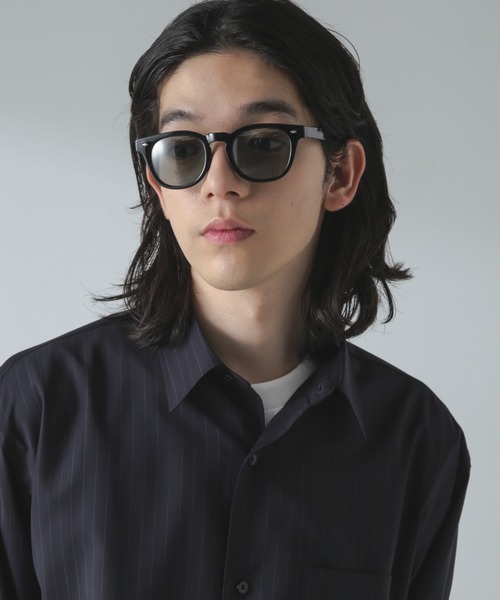 NANO universe（ナノユニバース）の「ウエリントン型スモークサングラス（サングラス・メンズ・クリア/カーキ/グレー・FREE）」の3枚目の写真