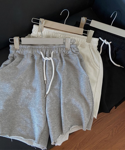 Miniministore(ミニミニストア)の「薄手 ショーパン ランニング 部屋着(スウェットパンツ・レディース・ライトグレー/ホワイト/ブラック・FREE)」の6枚目の写真