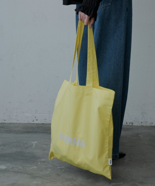 PERNA(ペルナ)の「ペルナトートバッグ(トートバッグ・レディース・イエロー/ピンク/ブルー/ブラウン/ブラック・FREE)」の11枚目の写真