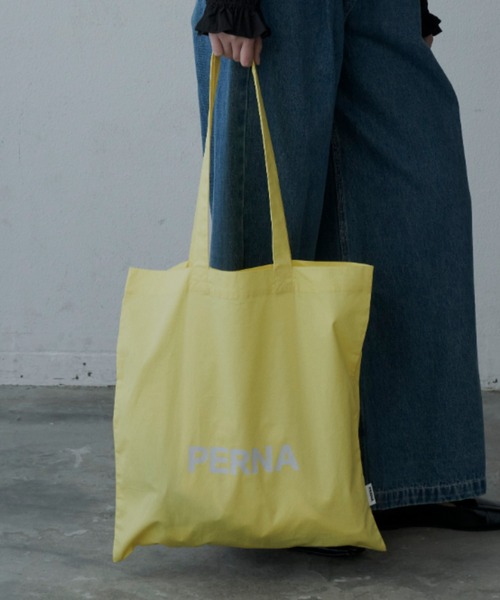 PERNA(ペルナ)の「ペルナトートバッグ(トートバッグ・レディース・イエロー/ピンク/ブルー/ブラウン/ブラック・FREE)」の19枚目の写真