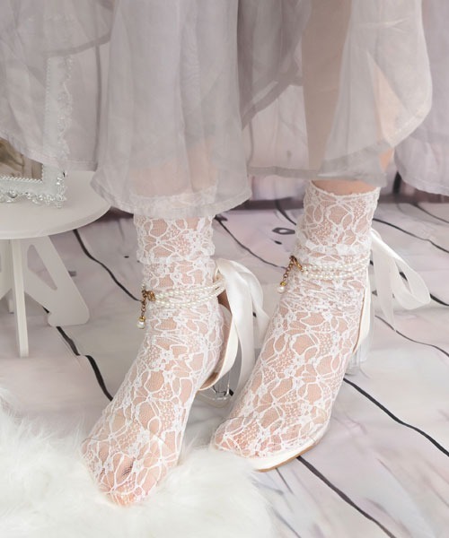 VIBGYOR Women（ヴィブジョー　ウィメン）の「【float】レース  フラワー クルー丈ソックス（ソックス/靴下・レディース・ホワイト/ブラック/アイボリー・FREE）」の16枚目の写真