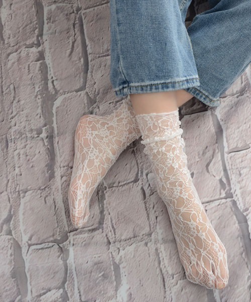 VIBGYOR Women（ヴィブジョー　ウィメン）の「【float】レース  フラワー クルー丈ソックス（ソックス/靴下・レディース・ホワイト/ブラック/アイボリー・FREE）」の19枚目の写真