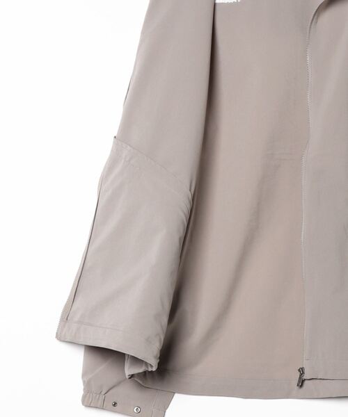 THE NORTH FACE（ザノースフェイス）の「ザ ノース フェイス THE NORTH FACE TNF Be Free Jacket TNFビーフリージャケット（マウンテンパーカー・メンズ・ブラック/サンドグレー・M/L/LL）」の4枚目の写真