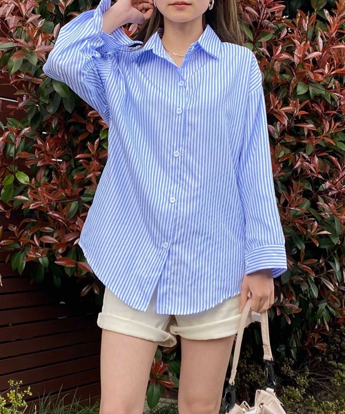 NANEA(ナネア)の「肩掛け風デザイン2wayストライプシャツ(シャツ/ブラウス・レディース・ブルー・SMALL/MEDIUM/LARGE)」の6枚目の写真