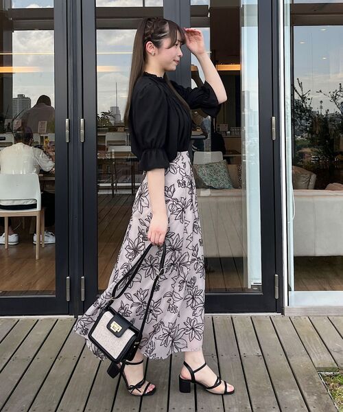 couture brooch(クチュールブローチ)の「◆【洗える】シャーリングシアーブラウス(シャツ/ブラウス・レディース・ホワイト系その他5/ライトグレー/ブラック/ブルー・40/38/42/36)」の16枚目の写真