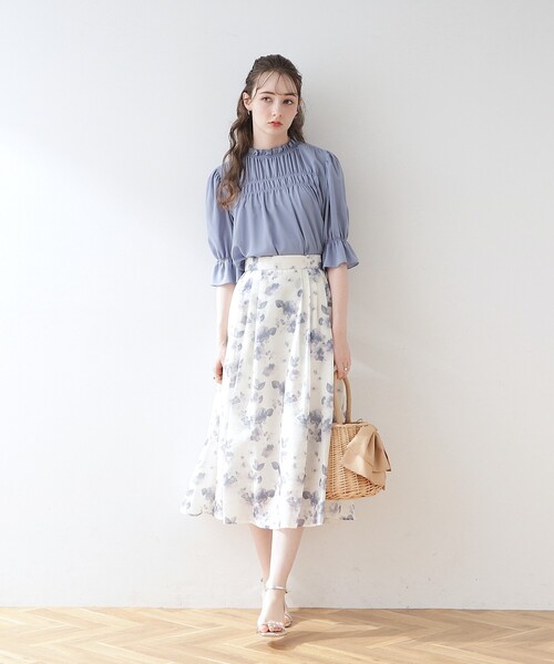 couture brooch(クチュールブローチ)の「◆【洗える】シャーリングシアーブラウス(シャツ/ブラウス・レディース・ホワイト系その他5/ライトグレー/ブラック/ブルー・40/38/42/36)」の13枚目の写真