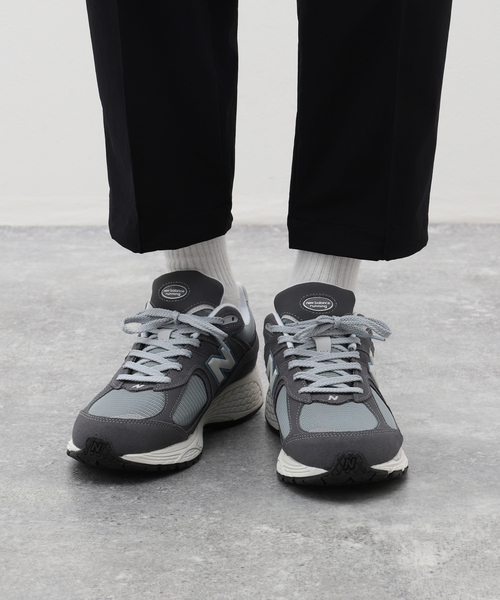 NEW BALANCE(ニューバランス)の「NEW BALANCE (ニューバランス) M2002RFB(スニーカー・メンズ・チャコールグレー・26cm/26.5cm/27cm/27.5cm/28cm)」の18枚目の写真