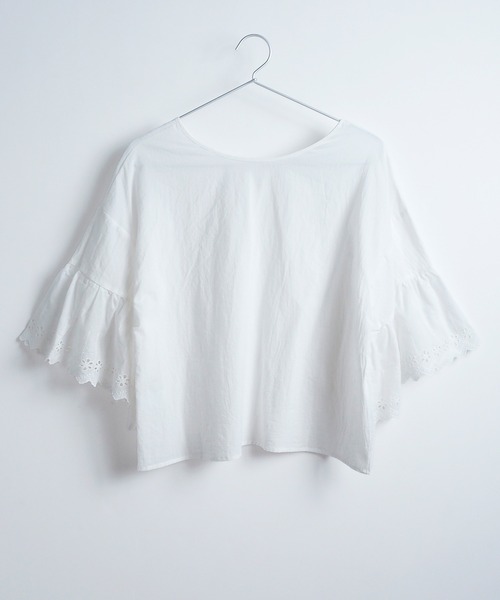 Crisp（クリスプ）の「カットワークフリルブラウス（シャツ/ブラウス・レディース・ベージュ/ホワイト/グリーン・FREE）」の6枚目の写真