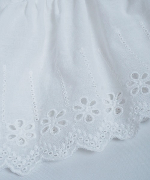 Crisp（クリスプ）の「カットワークフリルブラウス（シャツ/ブラウス・レディース・ベージュ/ホワイト/グリーン・FREE）」の9枚目の写真