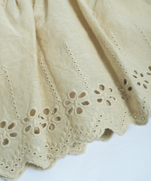 Crisp（クリスプ）の「カットワークフリルブラウス（シャツ/ブラウス・レディース・ベージュ/ホワイト/グリーン・FREE）」の10枚目の写真