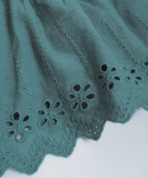 Crisp（クリスプ）の「カットワークフリルブラウス（シャツ/ブラウス・レディース・ベージュ/ホワイト/グリーン・FREE）」の11枚目の写真