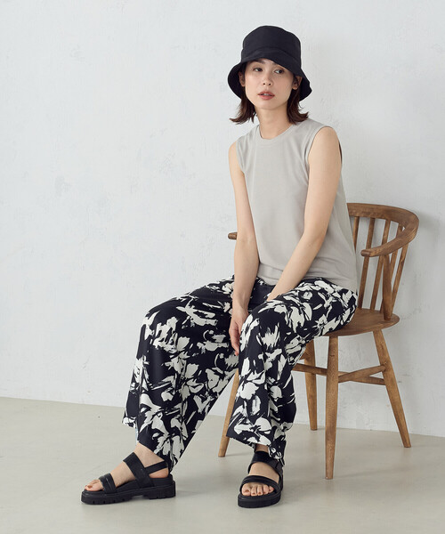 COMME CA ISM(コムサイズム)の「テレコ タンクトップ(タンクトップ・レディース・オレンジ/ブラック/ベージュ/サックスブルー・MEDIUM/LARGE)」の12枚目の写真