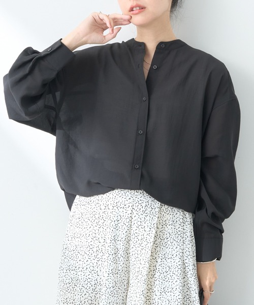 earth music&ecology(アースミュージックアンドエコロジー)の「シアーバンドカラーシャツ(シャツ/ブラウス・レディース・モカ/ブラック/ブルー/オフホワイト・FREE)」の3枚目の写真