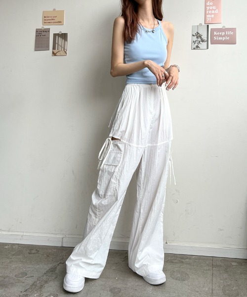 Futier land(フューティアランド)の「サイドスリットカーゴパンツ(カーゴパンツ・レディース・ブラック/ライトピンク/アイボリー/ライトブルー・FREE)」の2枚目の写真