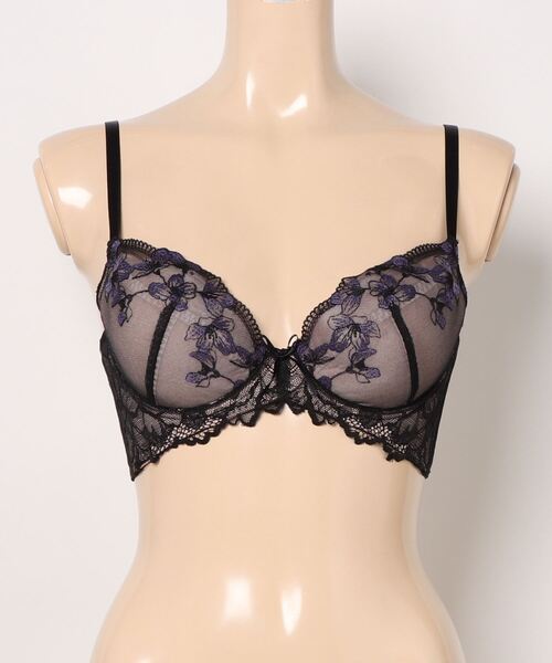 AMOSTYLE BY TRIUMPH(アモスタイルバイトリンプ)の「【しっかり寄せて安定感抜群】デイリーAMOSTYLE 脇高ブラ (イノセントフローラル)【B,C,Dカップ】 AMST516 WHU JX(ブラジャー・レディース・ブラック/ホワイト/オレンジ/ブルー/ピンク/イエロー・B65/B70/C70/D70/B75/C65/C75/D65/D75)」の16枚目の写真