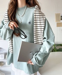 classicalelf（クラシカルエルフ）の「大人リラックススタイル。ワンポイント刺繍モックネック長袖Tシャツ(無地・ボーダー)（Tシャツ/カットソー）」