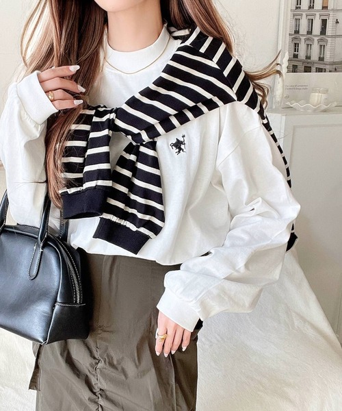 classicalelf(クラシカルエルフ)の「大人リラックススタイル。ワンポイント刺繍モックネック長袖Tシャツ(無地・ボーダー)(Tシャツ/カットソー・レディース・オートミール/ブラック系その他/ブラック/オフホワイト/ホワイト×ブラック/グリーン・X-LARGE/LARGE/MEDIUM/SMALL)」の10枚目の写真