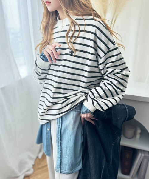 classicalelf(クラシカルエルフ)の「大人リラックススタイル。ワンポイント刺繍モックネック長袖Tシャツ(無地・ボーダー)(Tシャツ/カットソー・レディース・オートミール/ブラック系その他/ブラック/オフホワイト/ホワイト×ブラック/グリーン・X-LARGE/LARGE/MEDIUM/SMALL)」の12枚目の写真