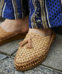 JOURNAL STANDARD relume | MOHINDERS / モヒンダーズ TASSEL WOVEN SLIPPERS(サンダル)