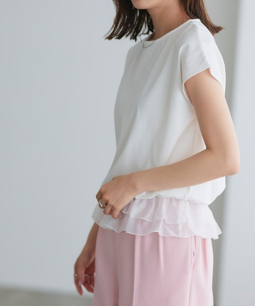 Pierrot(ピエロ)の「【イージーケア】裾フリルドッキングカットソー(Tシャツ/カットソー・レディース・オフホワイト/ブラック/グレー系その他・M/L)」の15枚目の写真