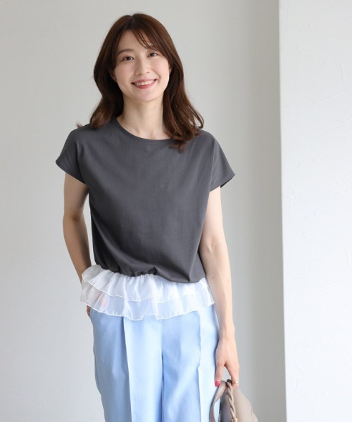 Pierrot(ピエロ)の「【イージーケア】裾フリルドッキングカットソー(Tシャツ/カットソー・レディース・オフホワイト/ブラック/グレー系その他・M/L)」の22枚目の写真