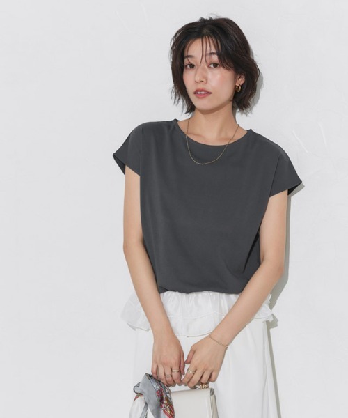 Pierrot(ピエロ)の「【イージーケア】裾フリルドッキングカットソー(Tシャツ/カットソー・レディース・オフホワイト/ブラック/グレー系その他・M/L)」の7枚目の写真