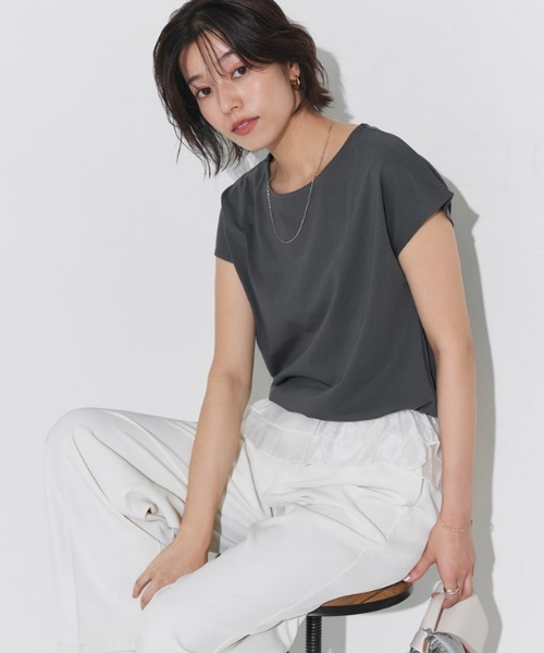 Pierrot(ピエロ)の「【イージーケア】裾フリルドッキングカットソー(Tシャツ/カットソー・レディース・オフホワイト/ブラック/グレー系その他・M/L)」の11枚目の写真