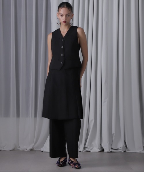 ROSE BUD（ローズバッド）の「コンパクトベスト（ベスト）」 - WEAR